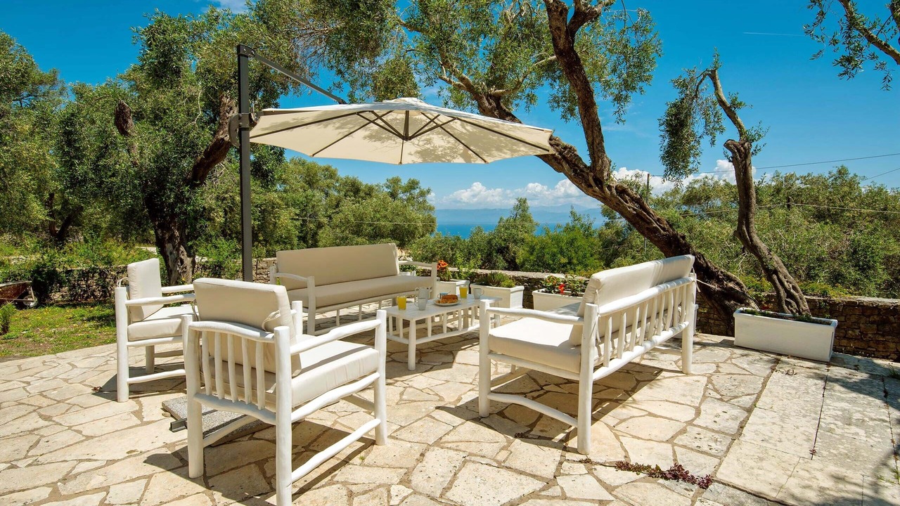 Photo of Patio Balcony in Longos