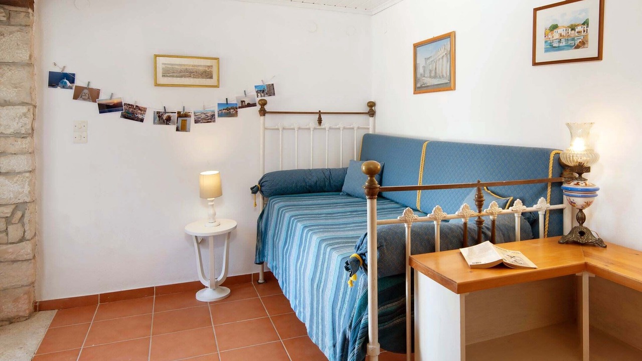 Photo of Bedroom in Longos