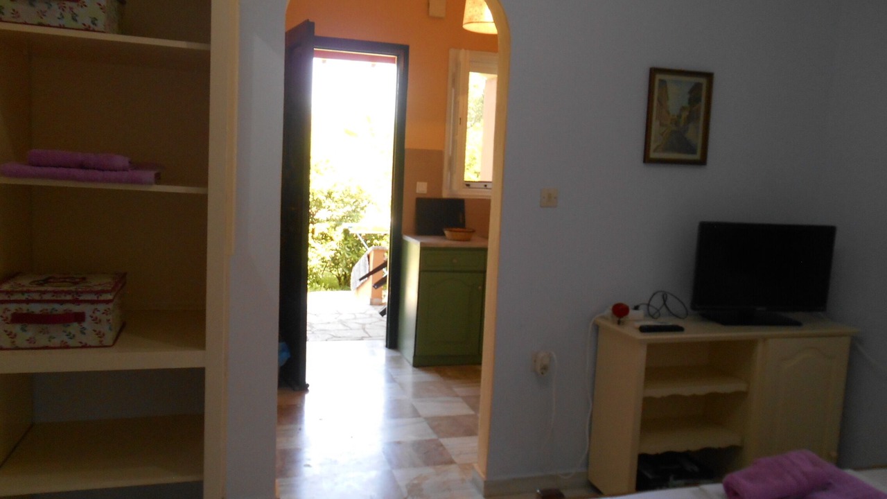 Photo of Bedroom in Melikia