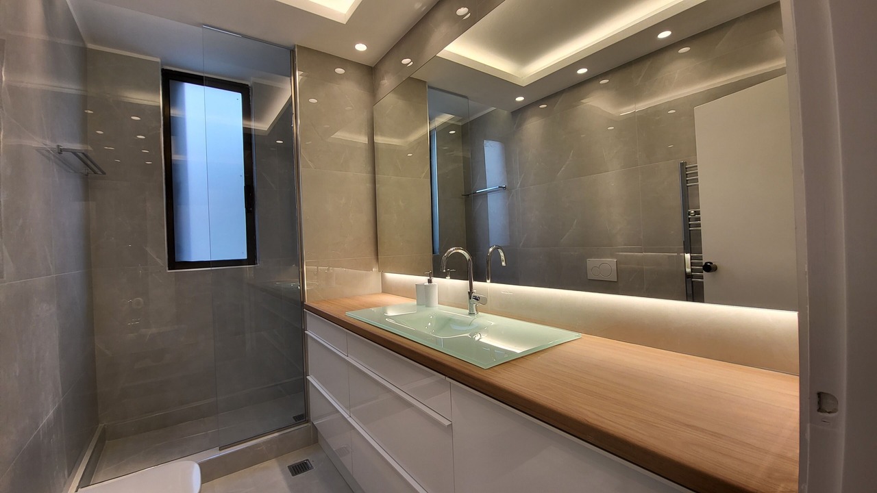 Photo of Bathroom in Marousi