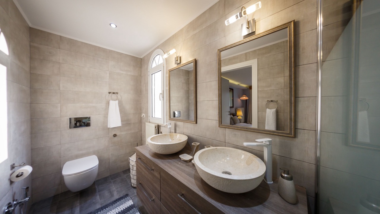 Photo of Bathroom in Kypseli