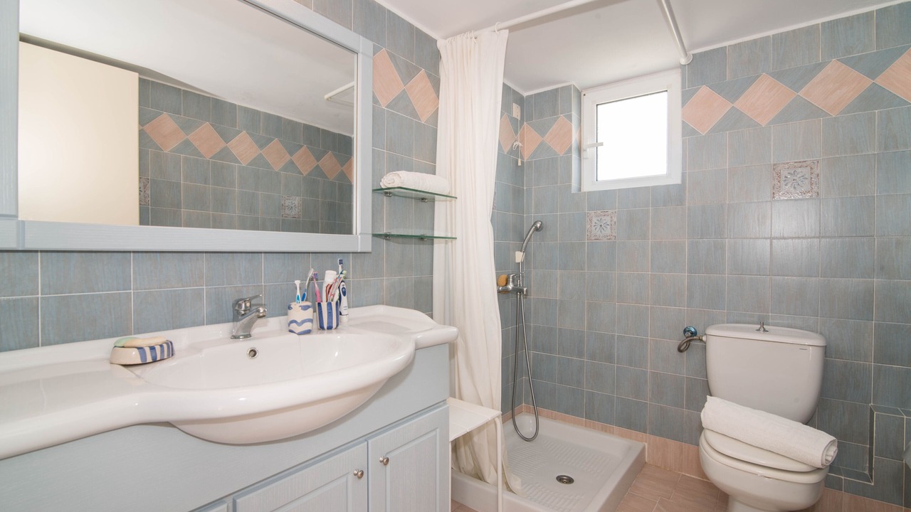 Photo of Bathroom in Argassi