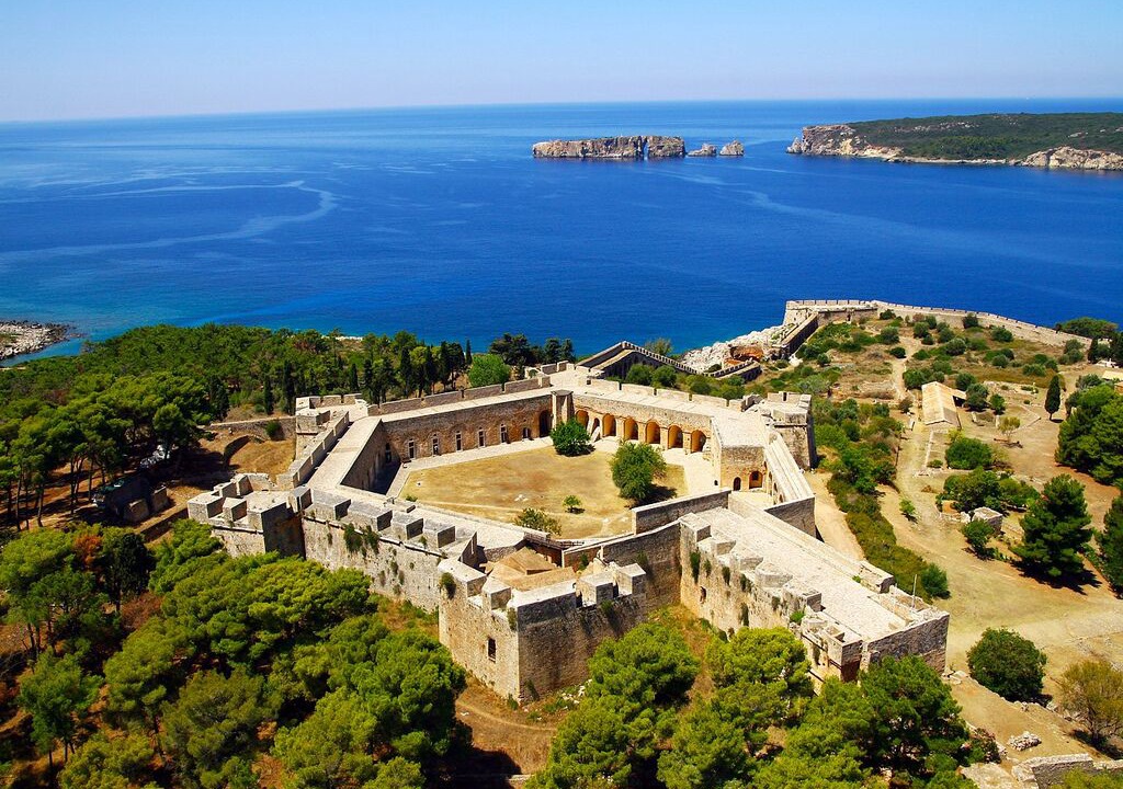 Photo of Outdoor in Romanos