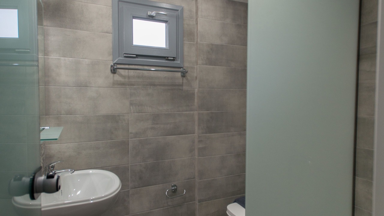 Photo of Bathroom in Lentas