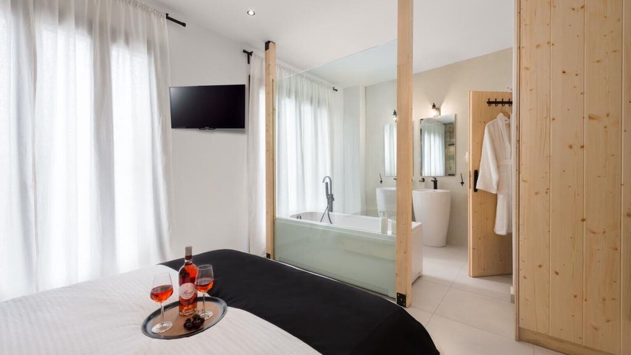 Photo of Bedroom in Rhodes Old Town