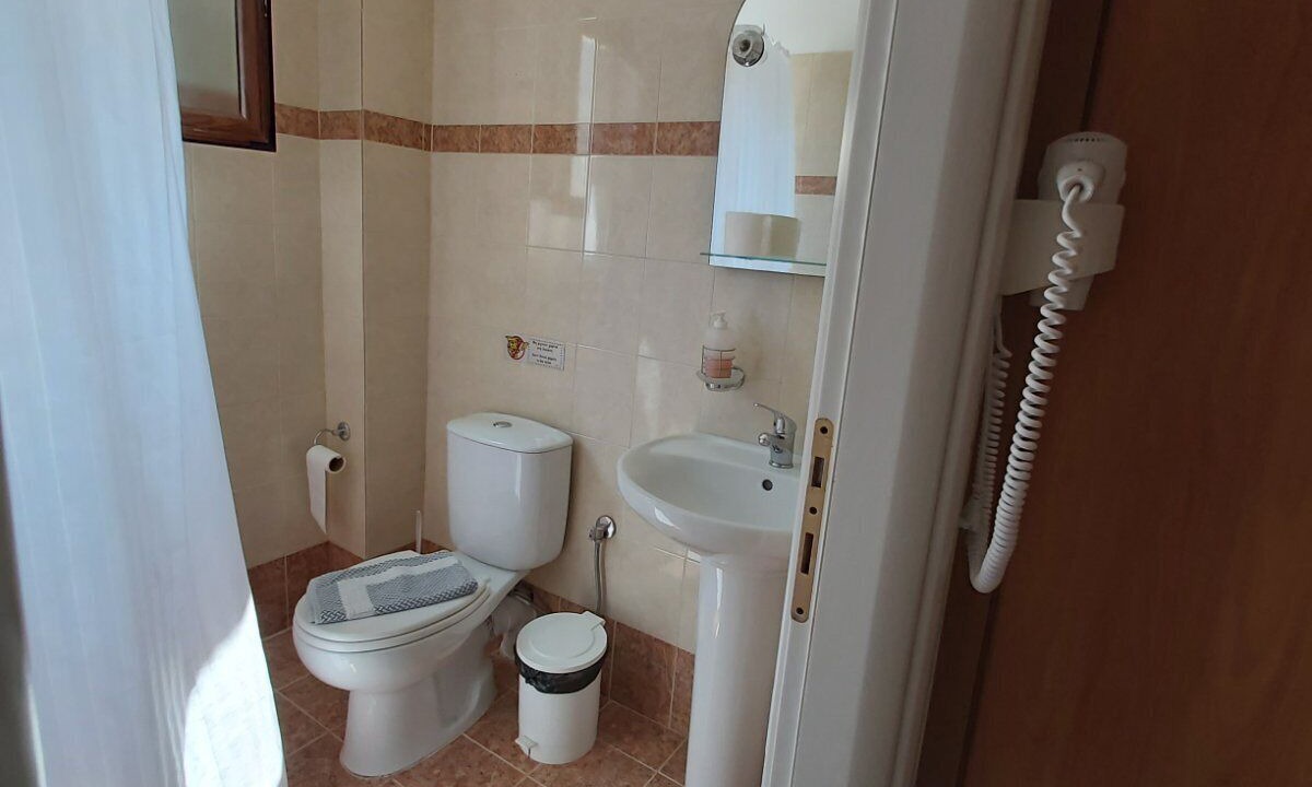 Photo of Bathroom in Skoutari