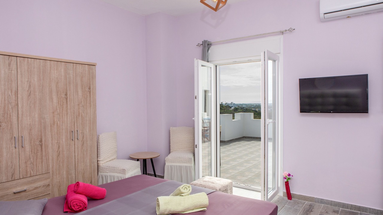 Photo of Bedroom in Naxos Town