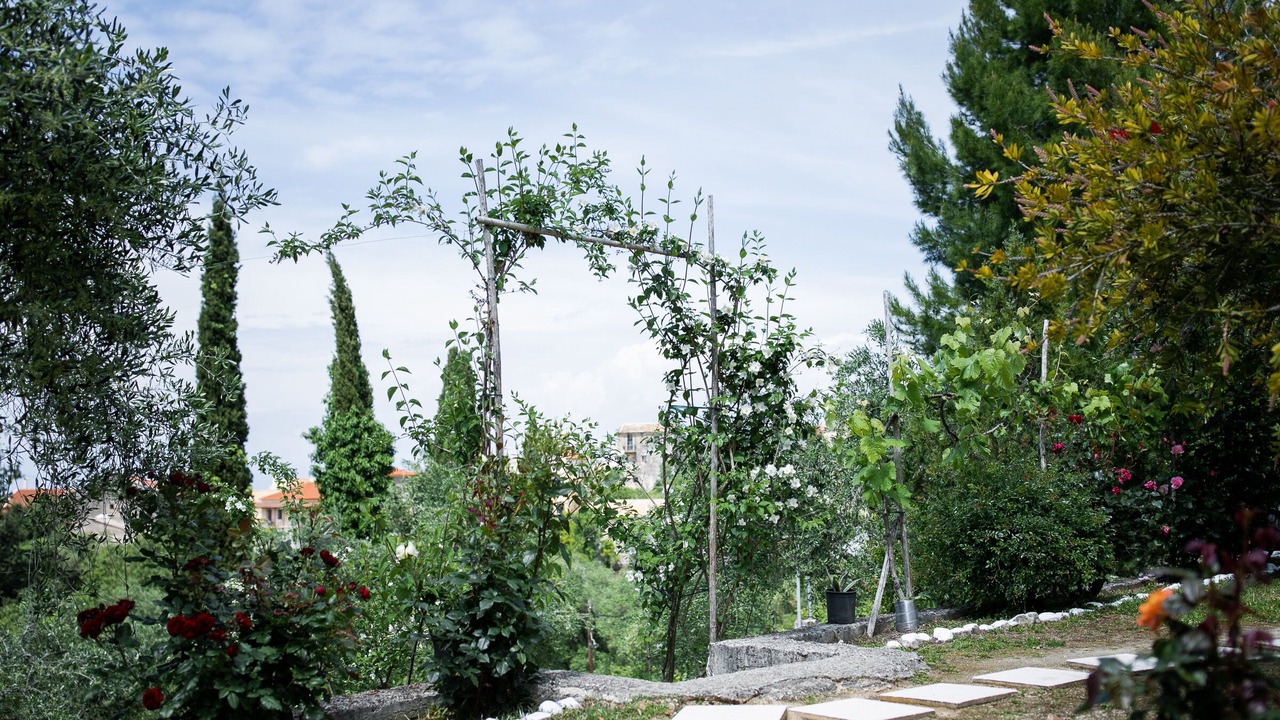 Photo of Outdoor in Sfakera