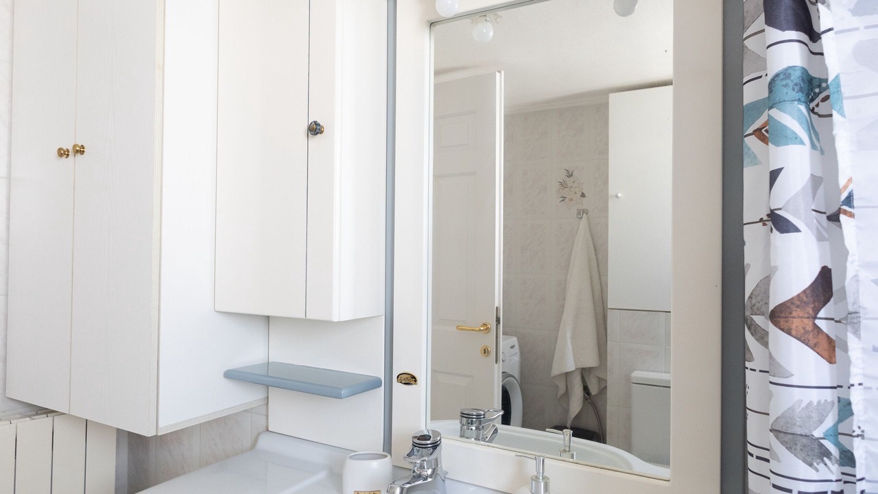 Photo of Bathroom in Diasella