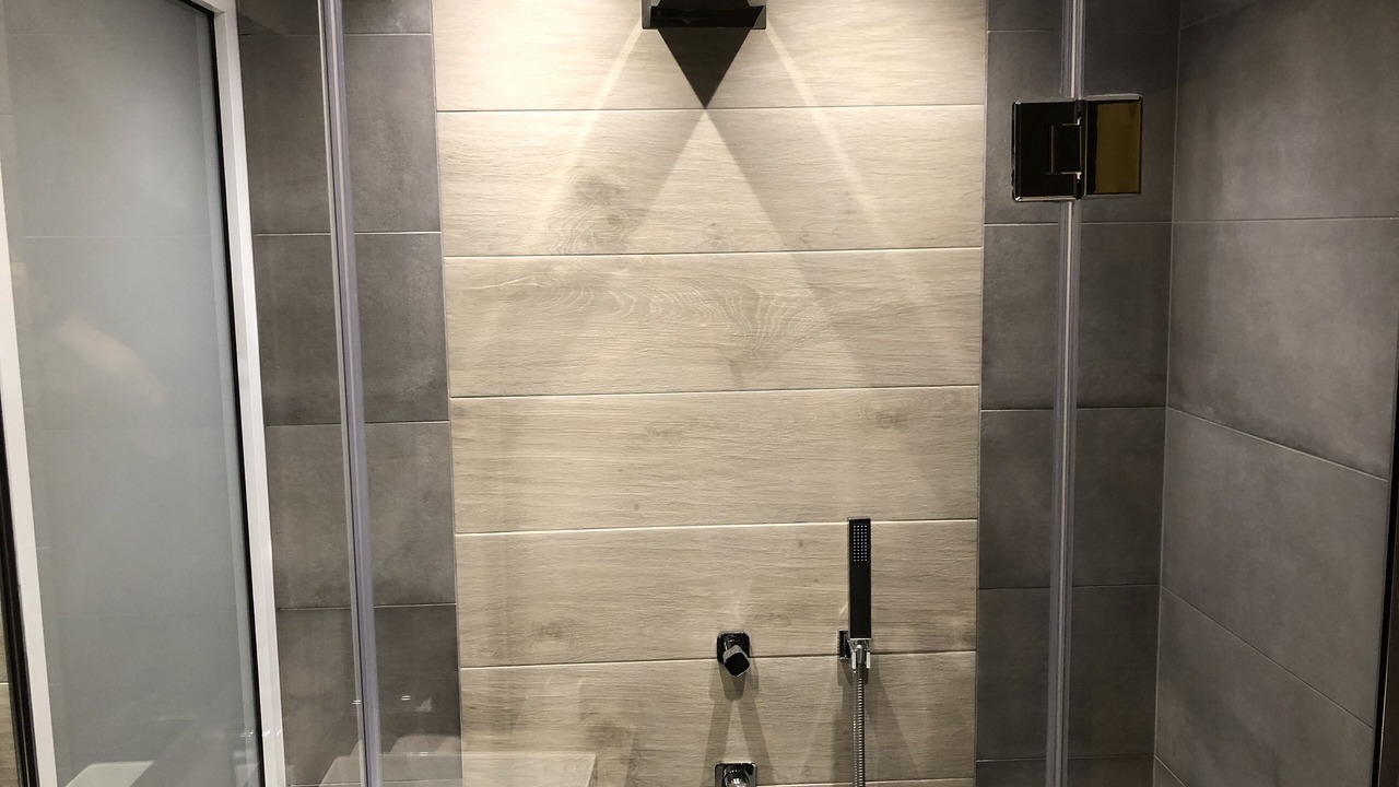 Photo of Bathroom in Messonghi