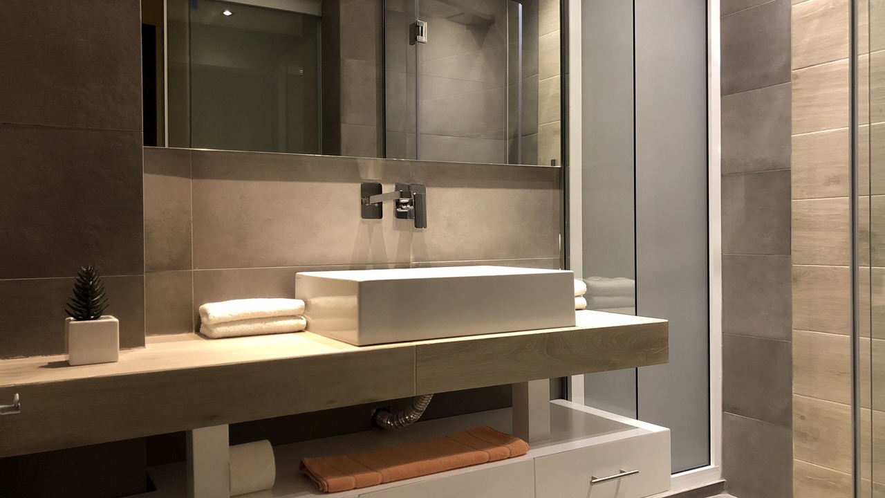 Photo of Bathroom in Messonghi