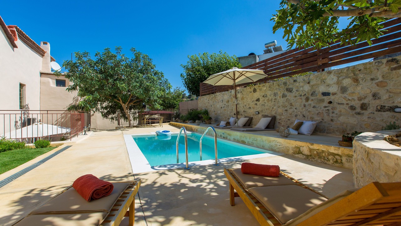 Photo of Outdoor in Mesi