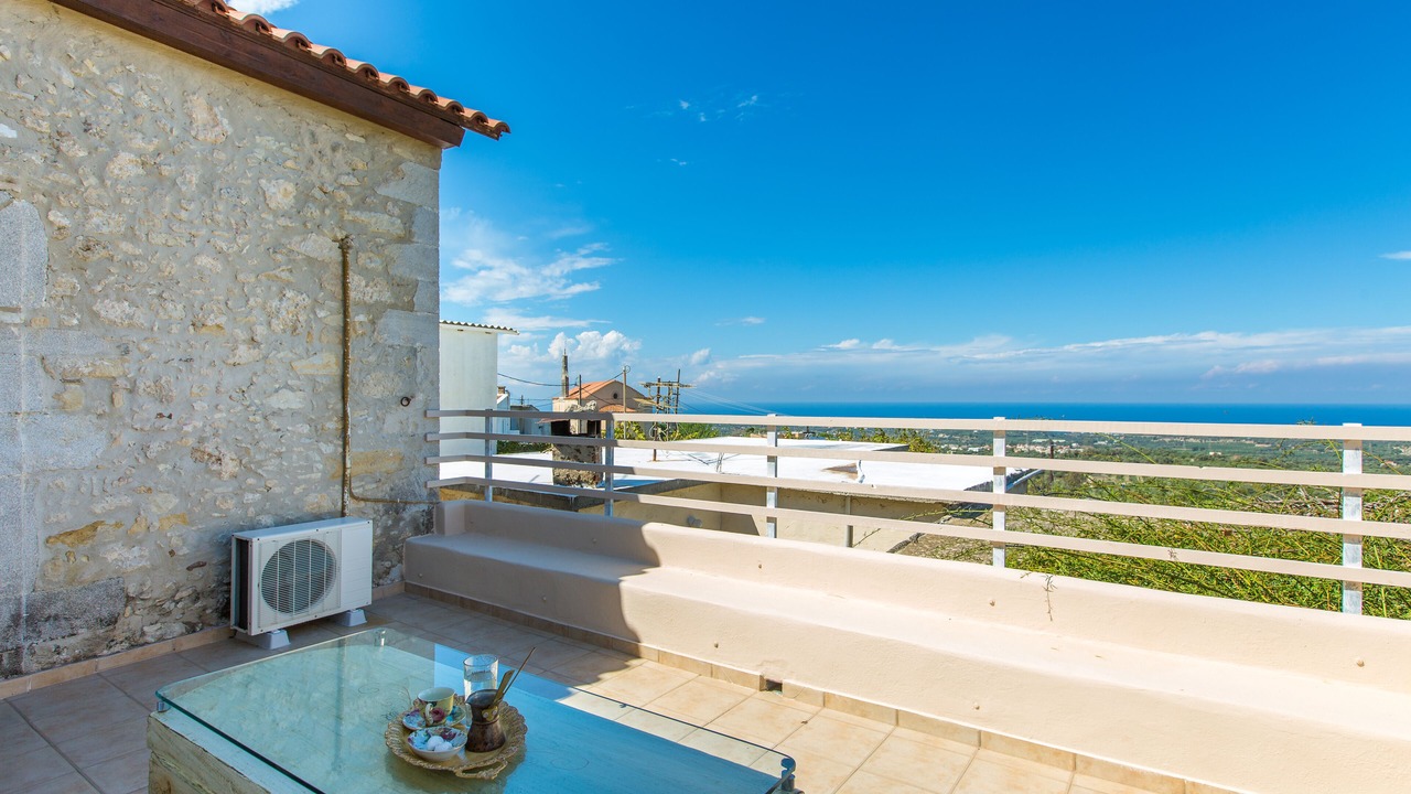 Photo of Patio Balcony in Mesi