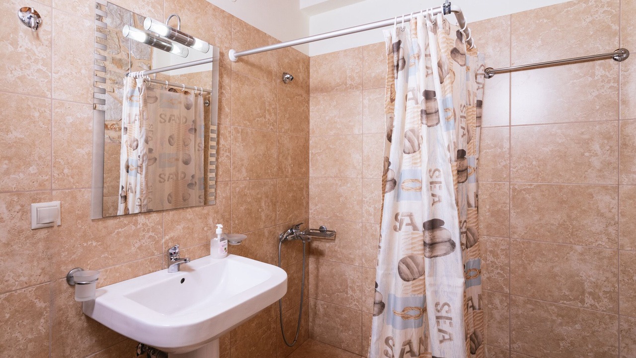 Photo of Bathroom in Lentas