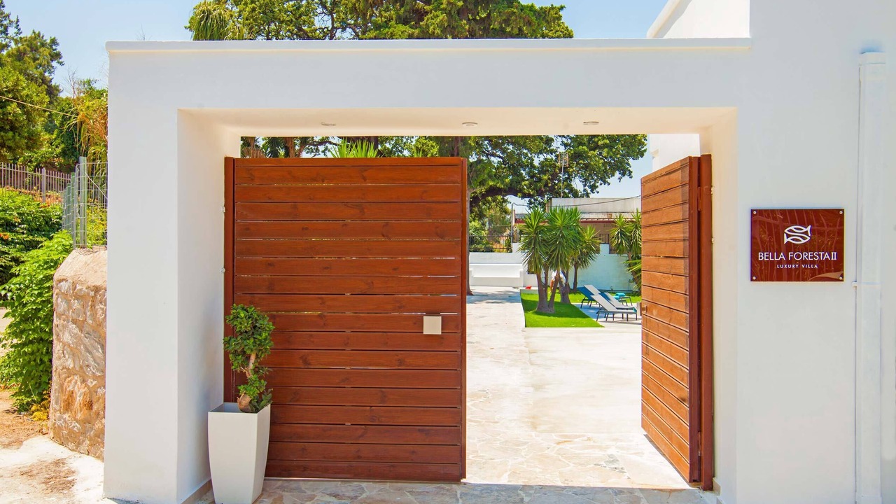 Photo of Outdoor in Ixia