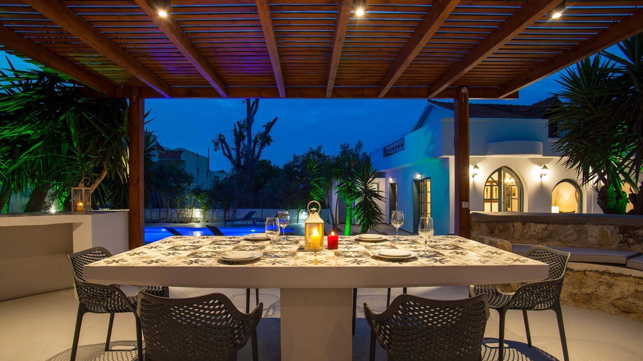 Photo of Outdoor in Ixia