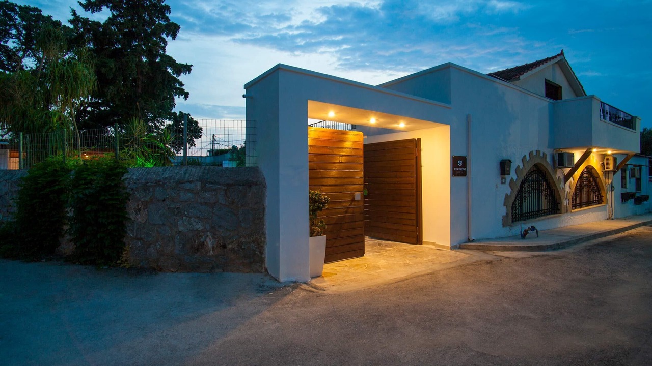 Photo of Outdoor in Ixia