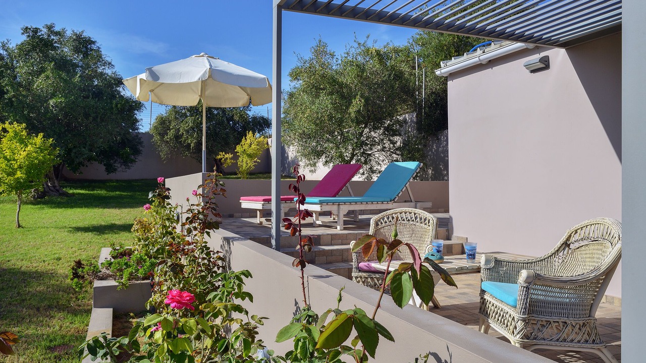 Photo of Patio Balcony in Kato Stalos