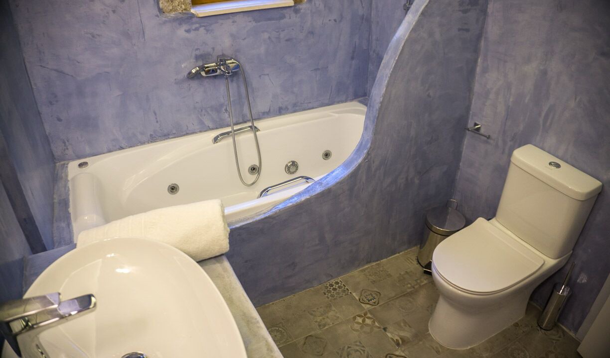 Photo of Bathroom in Moni