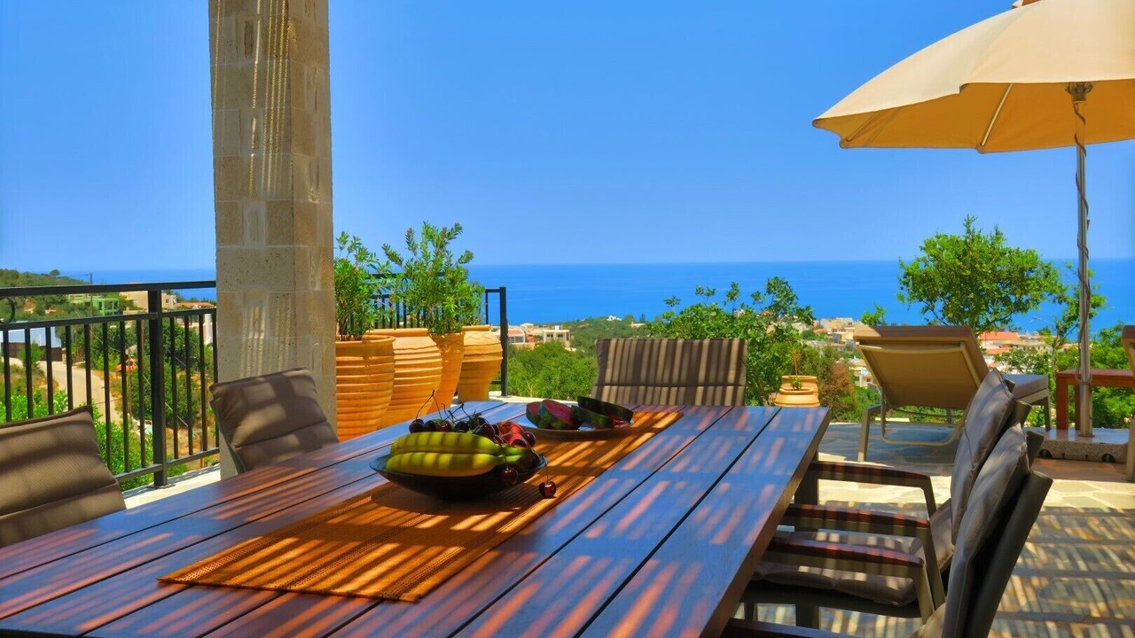 Photo of Outdoor in Gerani