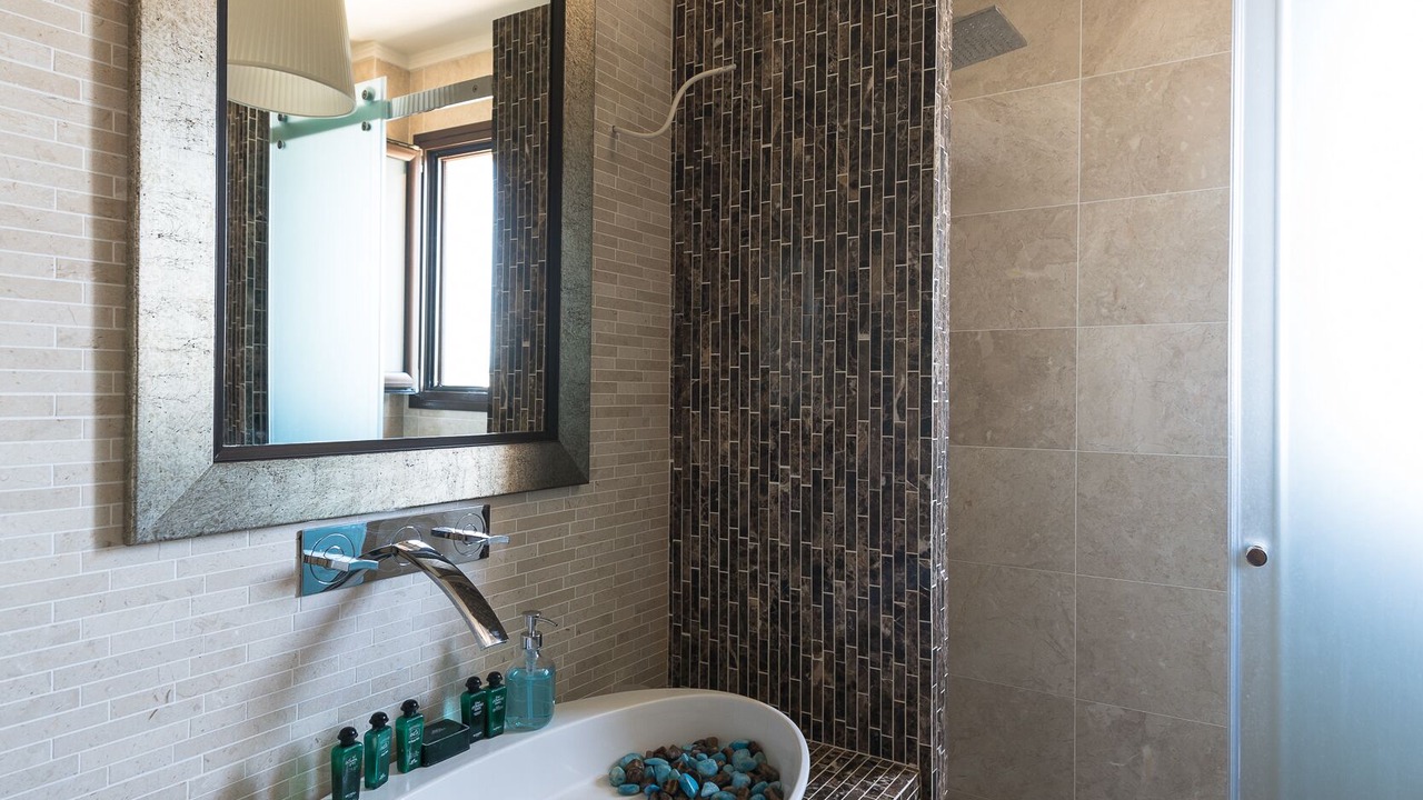 Photo of Bathroom in Sane