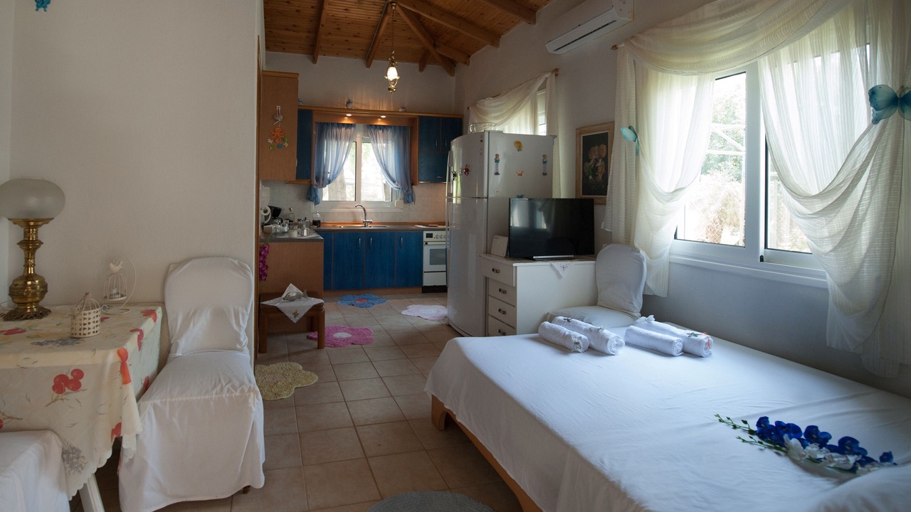 Photo of Bedroom in Chrisi Ammoudia