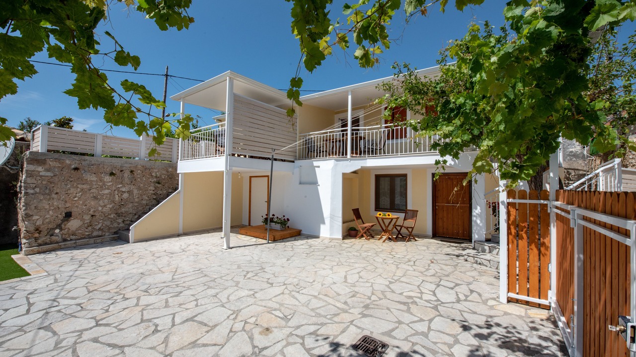 Photo of Outdoor in Kalamitsi