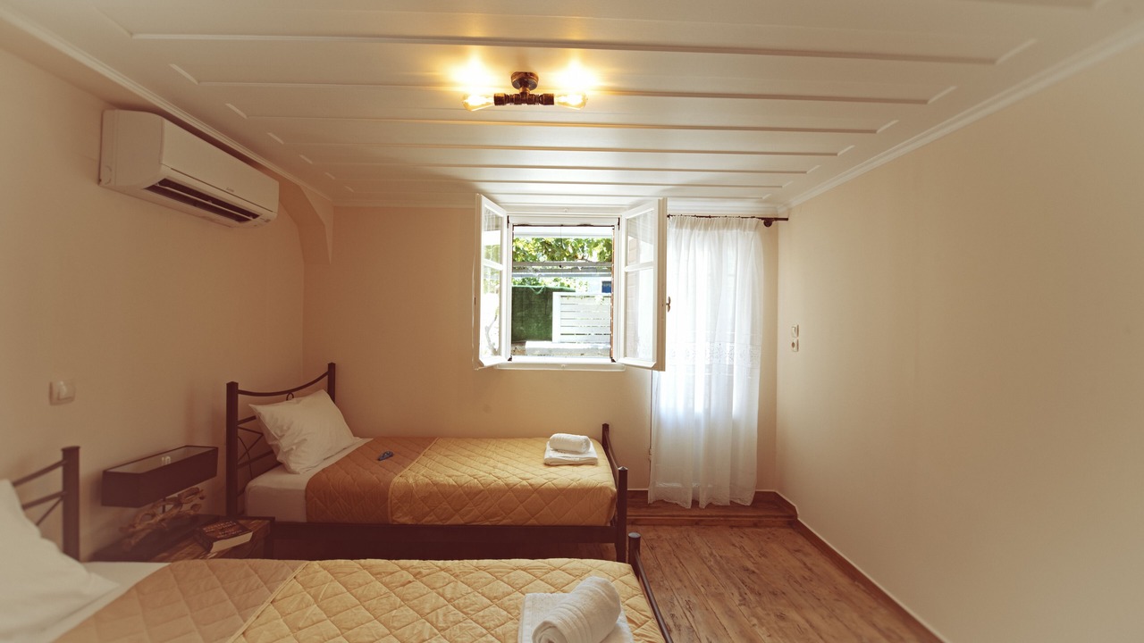 Photo of Bedroom in Kalamitsi