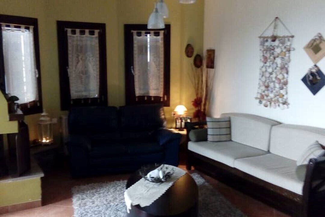 Photo of Livingroom in Mouresi