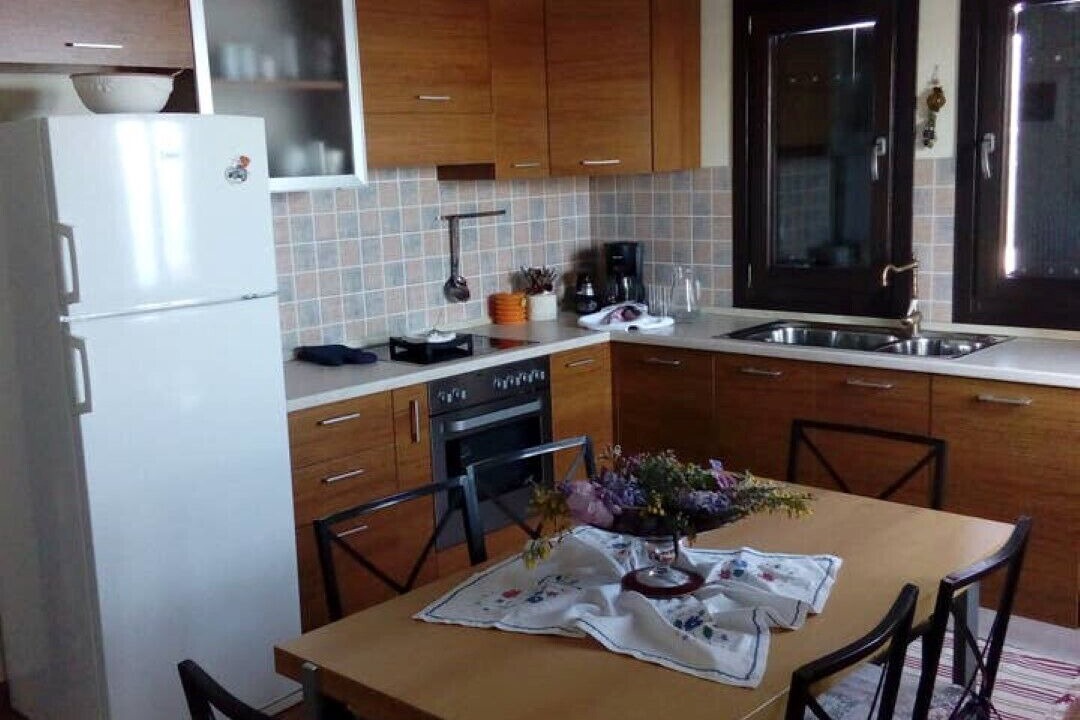 Photo of Kitchen in Mouresi