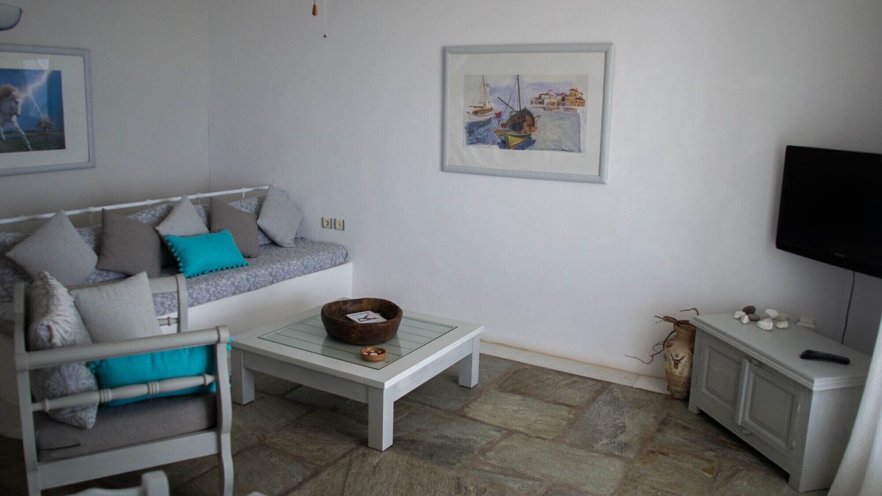 Photo of Livingroom in Nea Cryssi Akti