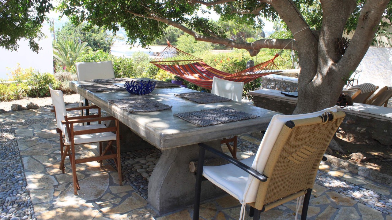 Photo of Outdoor in Alinda