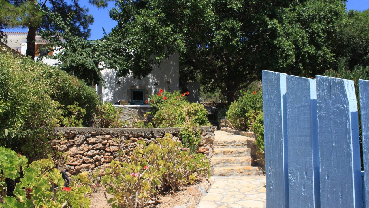 Photo of Outdoor in Alinda