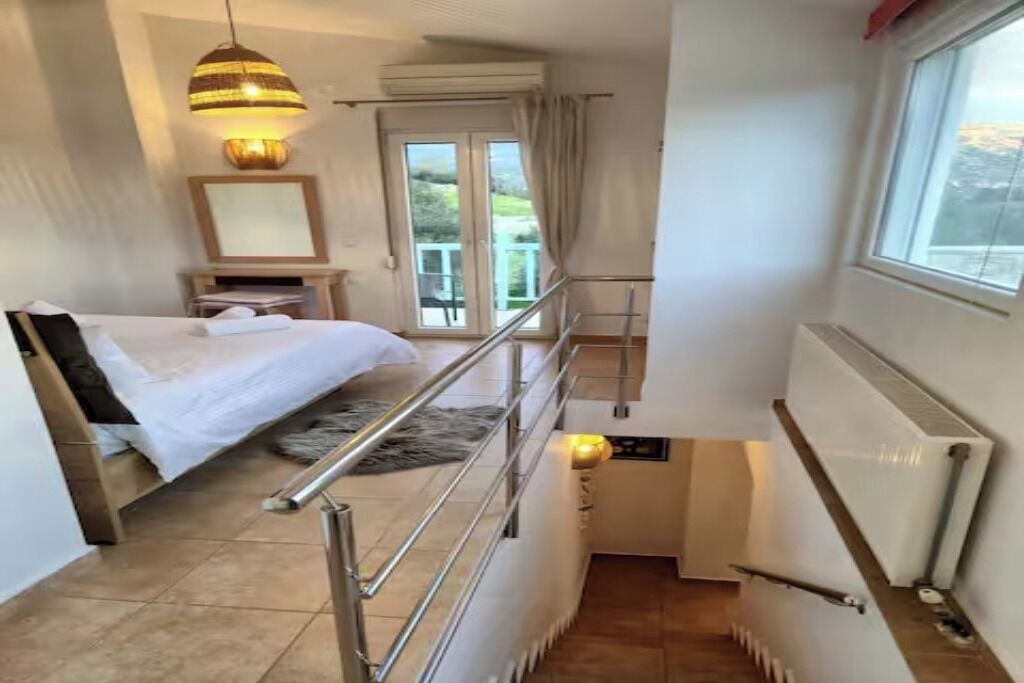 Photo of Bedroom in Mirtos