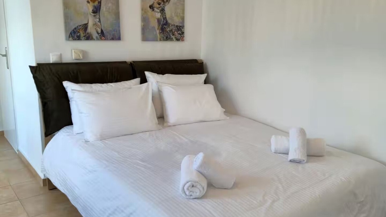Photo of Bedroom in Mirtos