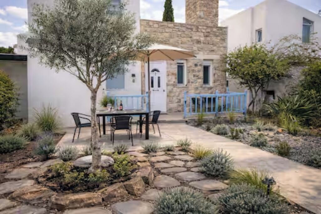 Photo of Outdoor in Mirtos