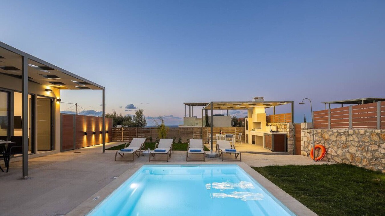Photo of Outdoor in Adelianos Kampos