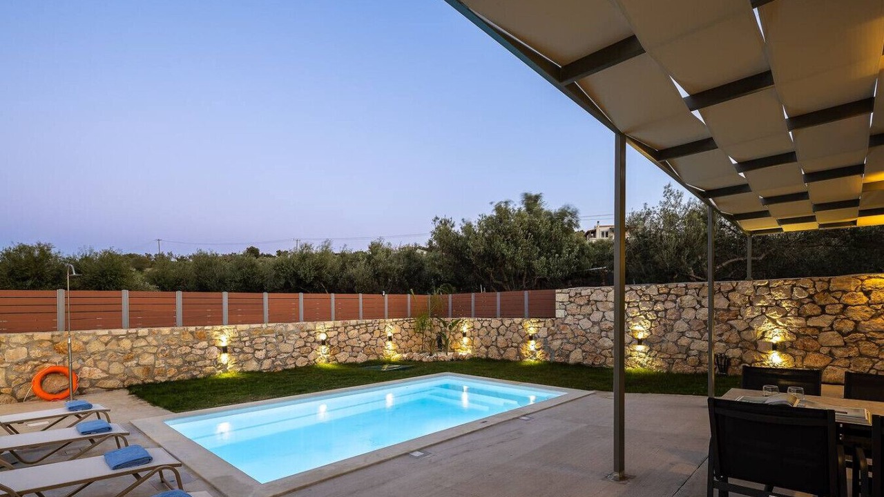 Photo of Outdoor in Adelianos Kampos