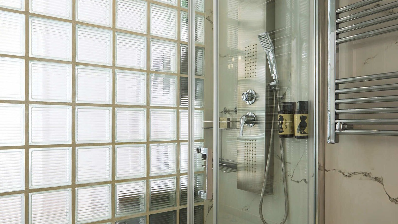Photo of Bathroom in Omonia