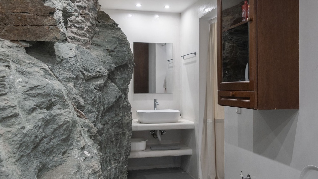 Photo of Bathroom in Kithnos