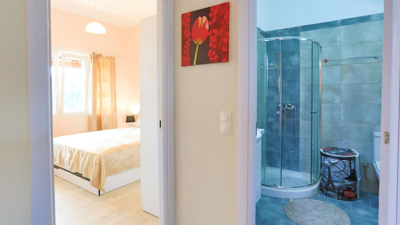 Photo of Bathroom in Gimari