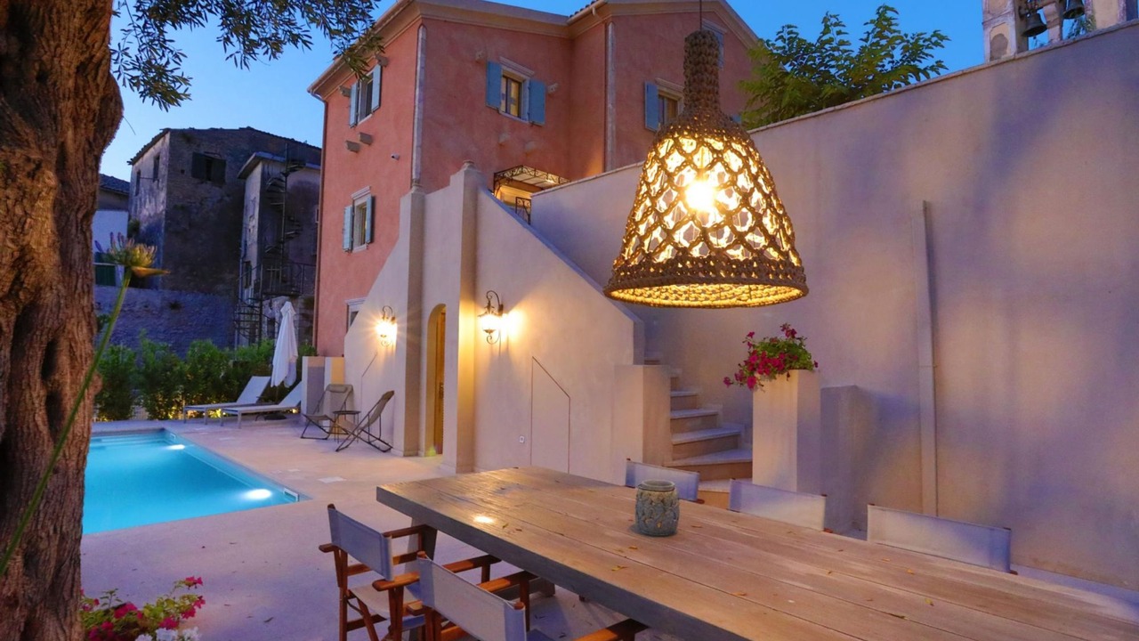 Photo of Outdoor in Achilleio