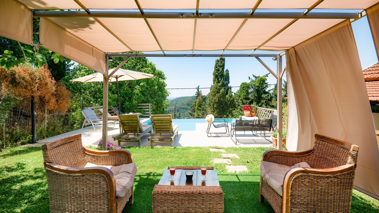 Photo of Outdoor in Magoulades