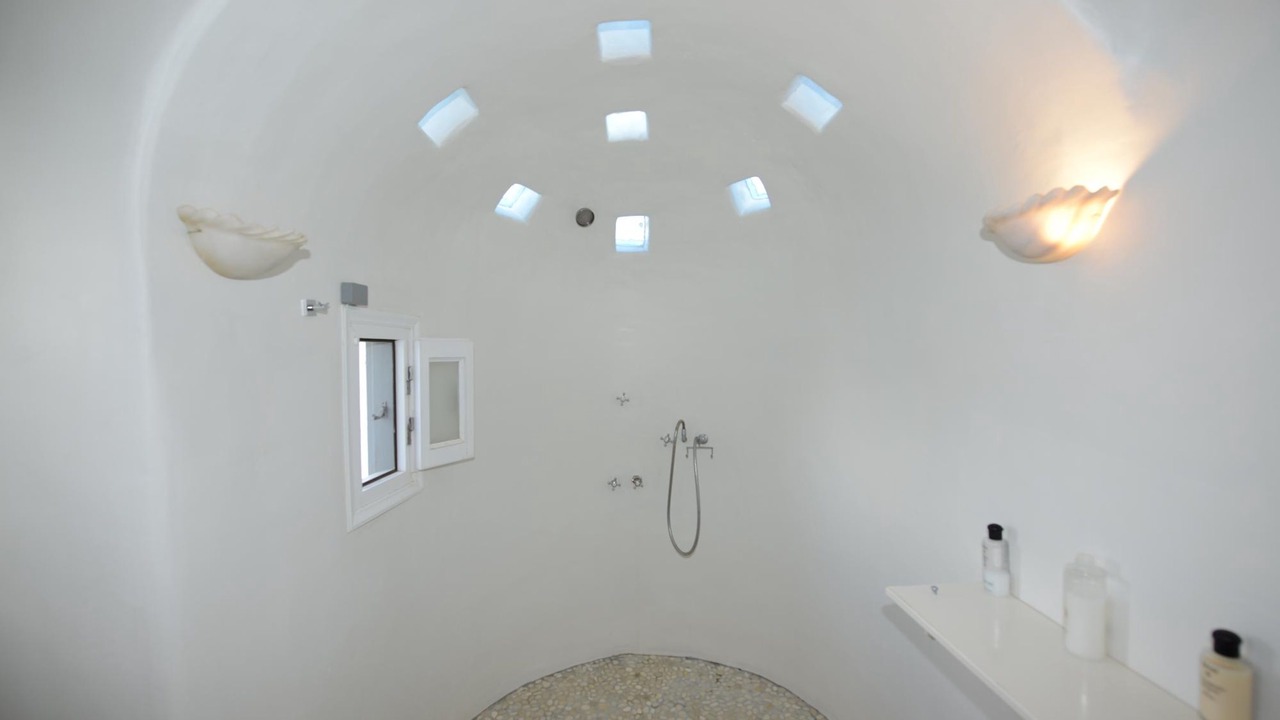 Photo of Bathroom in Kalafatis