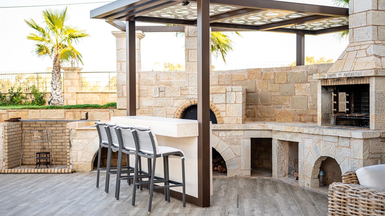 Photo of Patio Balcony in Skotino