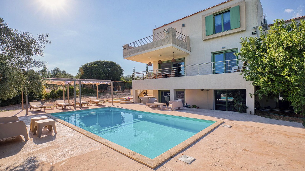 Photo of Outdoor in Megara