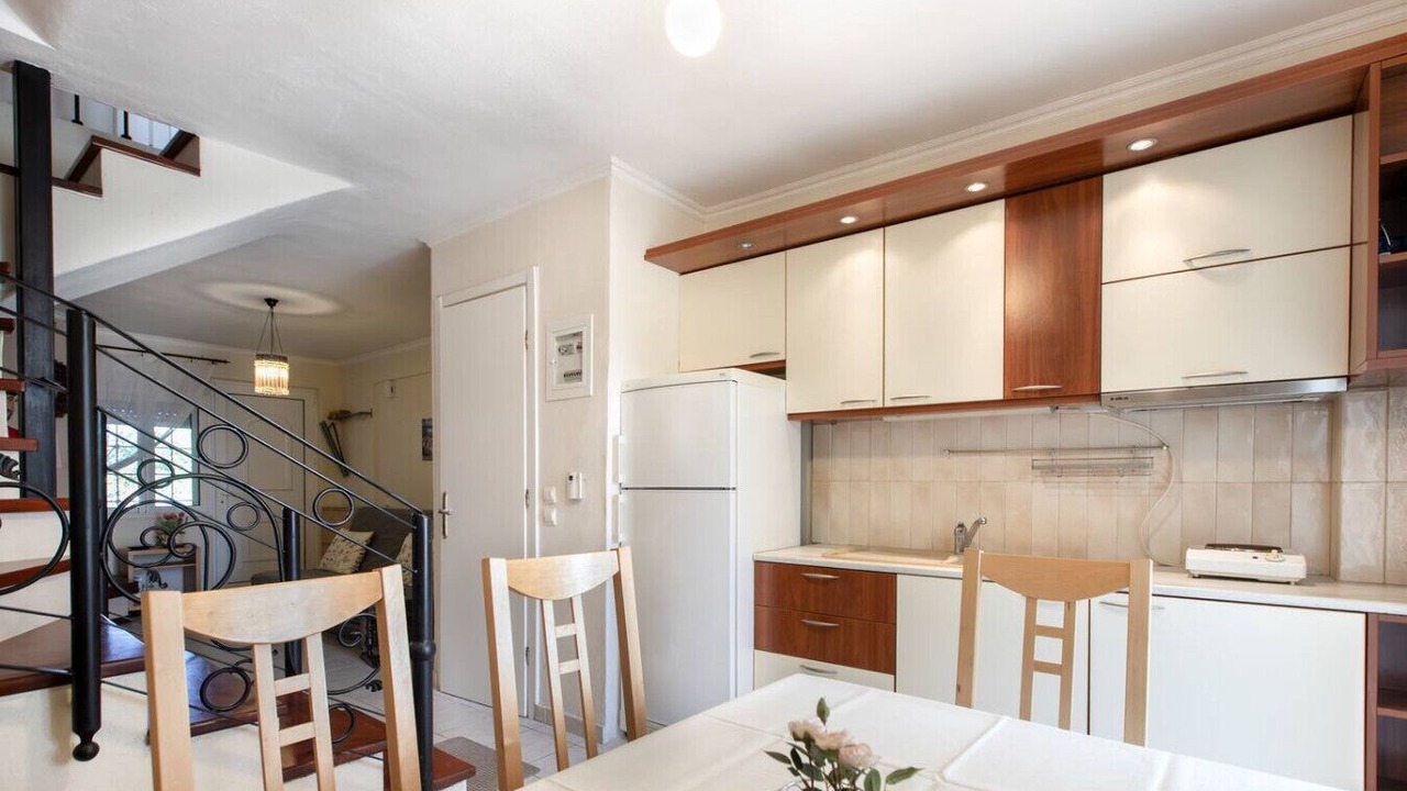 Photo of Others in Nikita