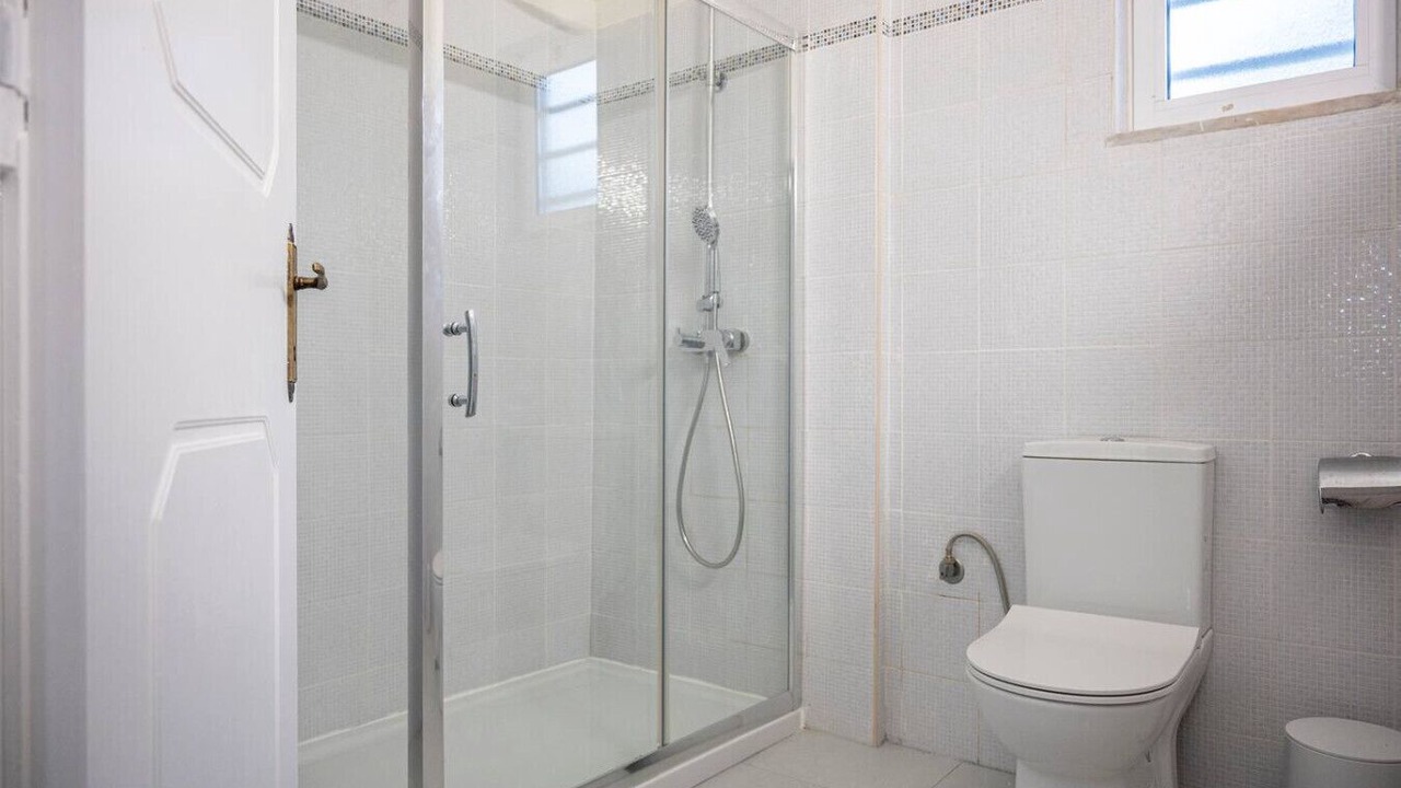 Photo of Bathroom in Marmari
