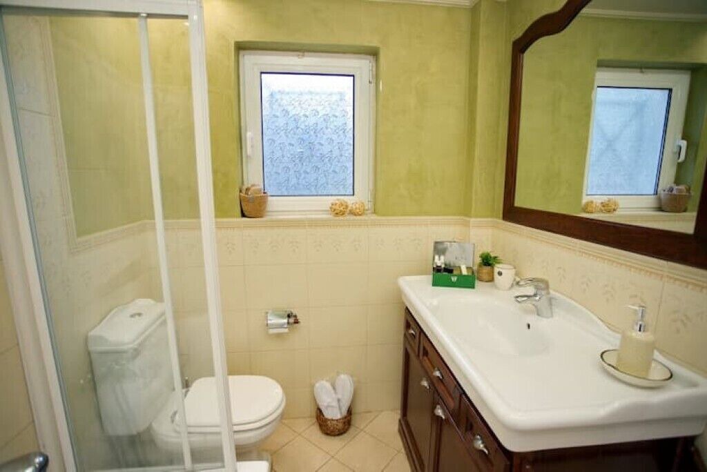 Photo of Bathroom in Kropia