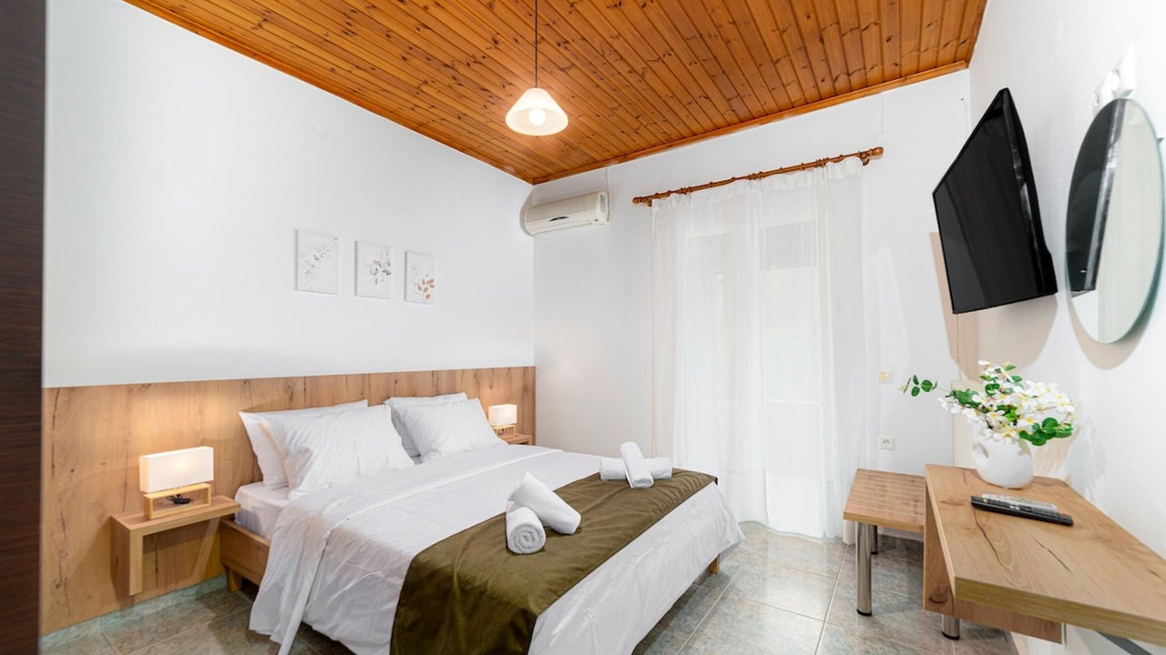 Photo of Bedroom in Elaia